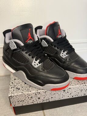 Nike Air Jordan 4 Retro Bred Reimagined GS 4.5Y